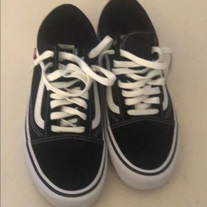 Men’s Black suede Vans size 9